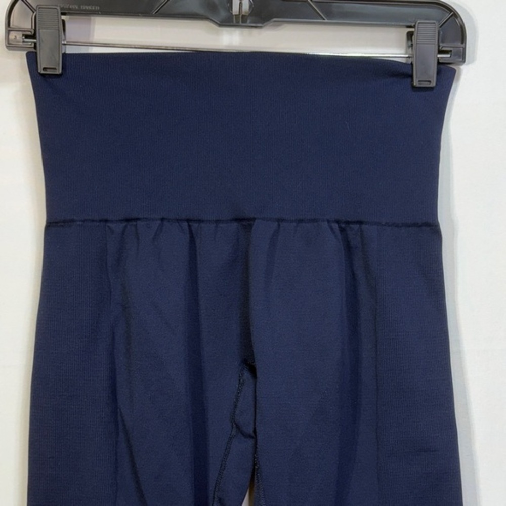 🌽 LNDR navy blue compression legging size medium large: